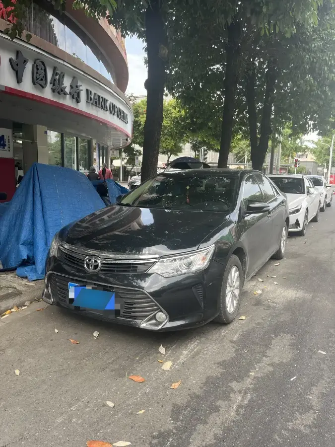 2015 Toyota Camry 2.0L 167HP L4 6AT