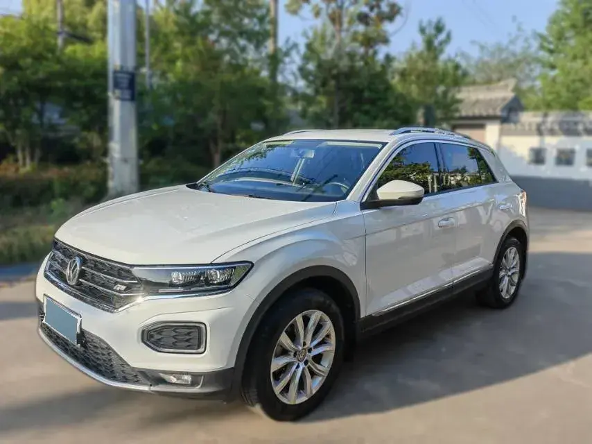 2018 Volkswagen T-Roc 1.4T 131HP L4 7DCT,autocango,china used car exporter,china ev exporter,chinese used car exporter,chinese used ev exporter