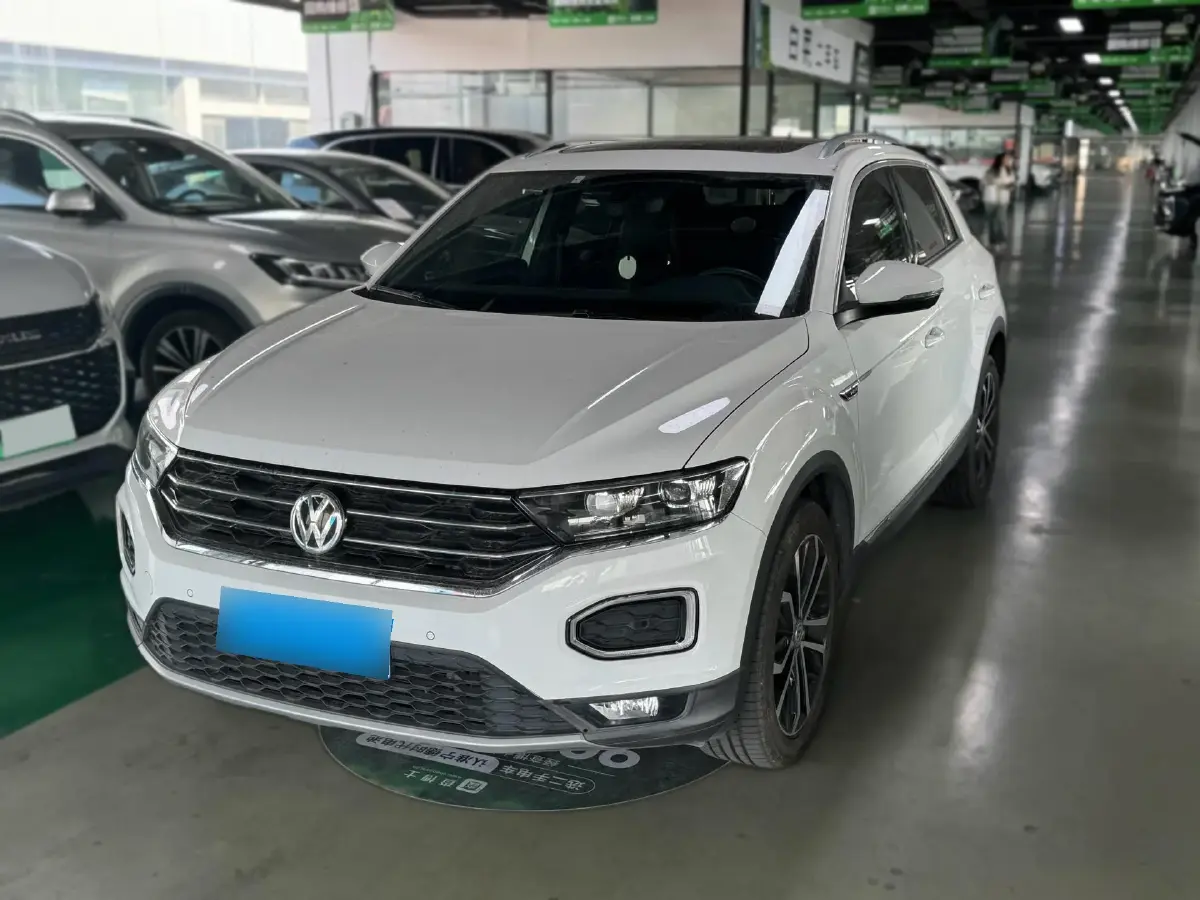 2019 Volkswagen T-Roc 1.4T 150HP L4 7DCT