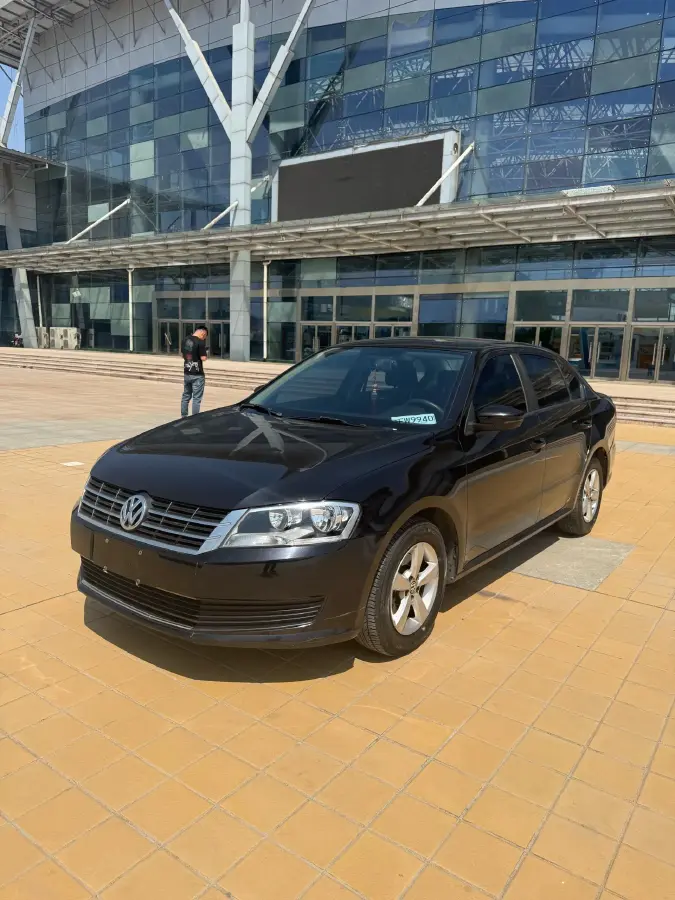 2013 Volkswagen Lavida 1.6L 110HP L4 5MT