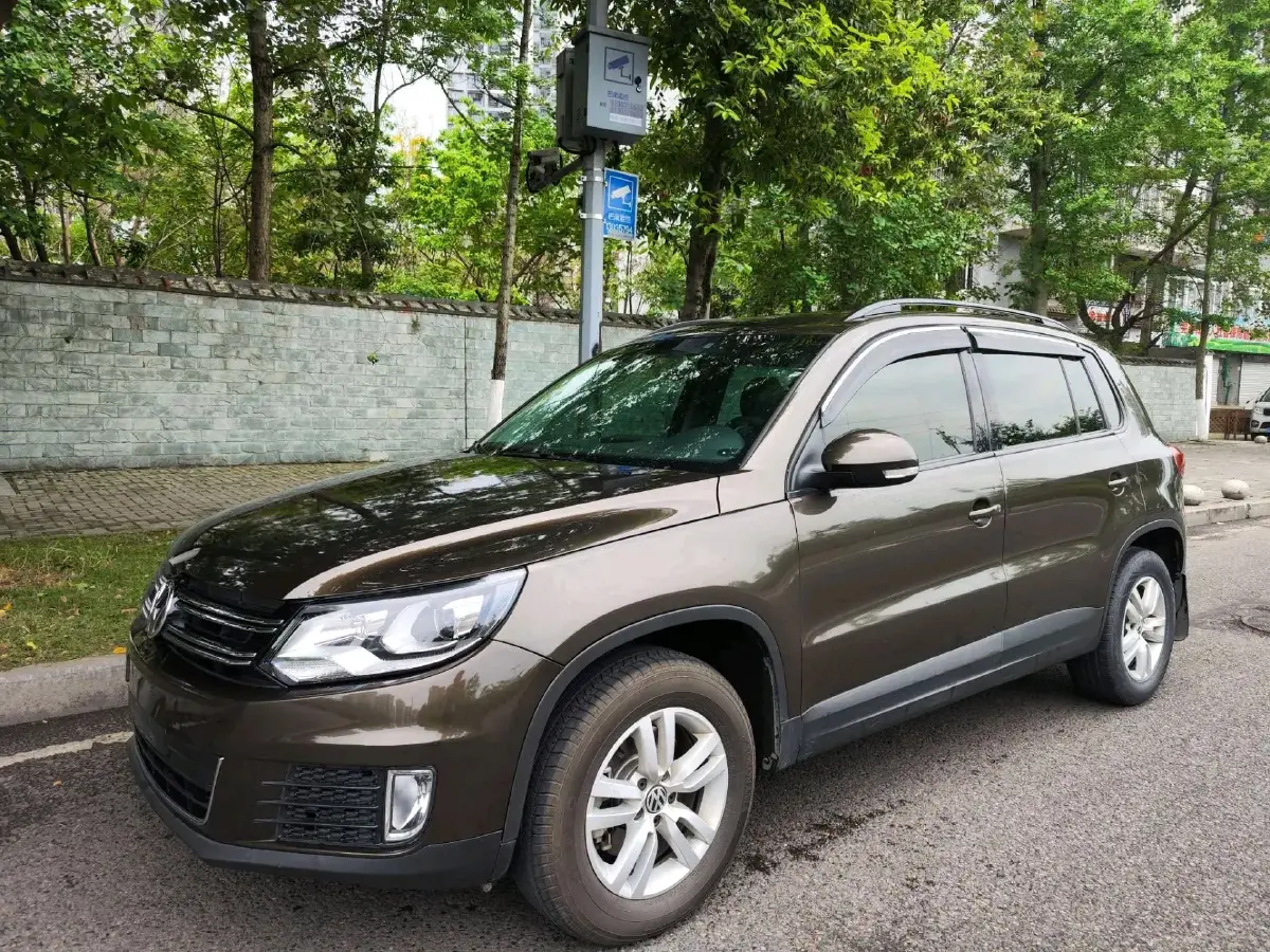 2016 Volkswagen Tiguan 1.8T 160HP L4 6MT
