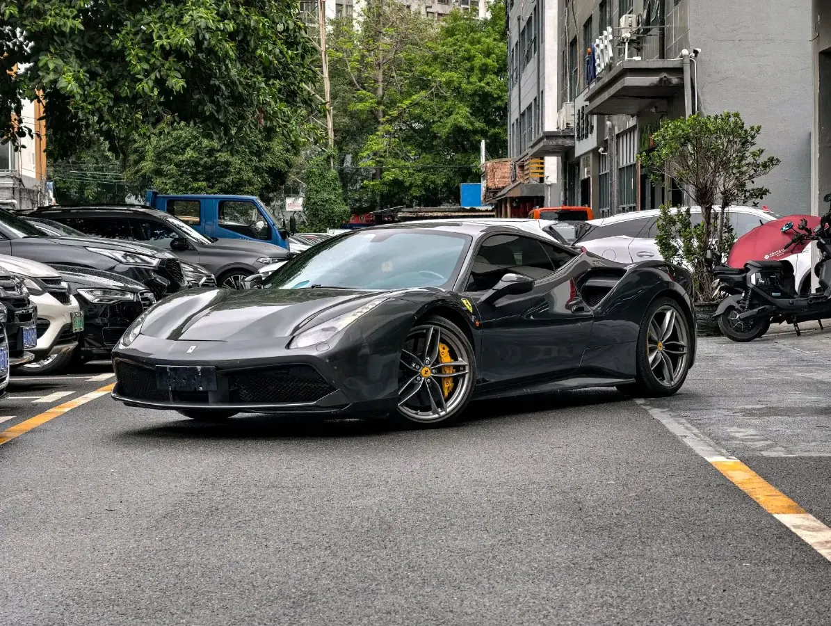 2015 Ferrari 488 3.9T 670HP V8 7DCT