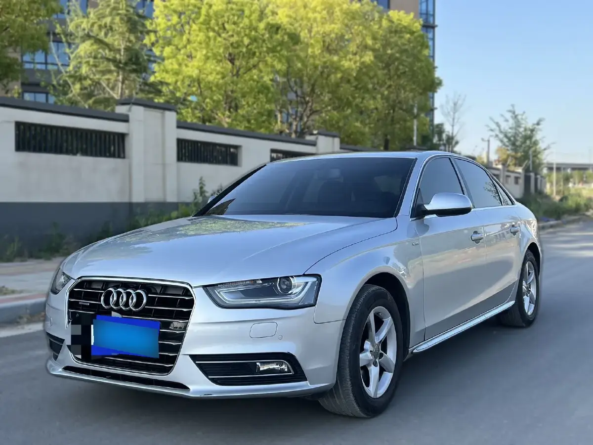 2013 Audi A4L 2.0T 180HP L4 CVT