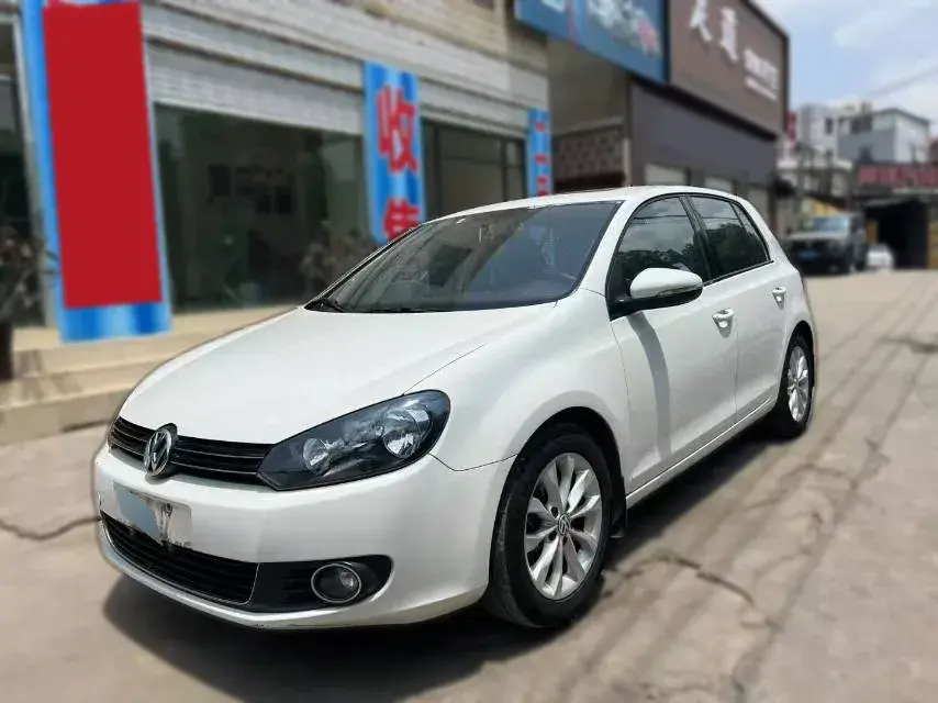 2012 Volkswagen Golf 1.4T 131HP L4 5MT