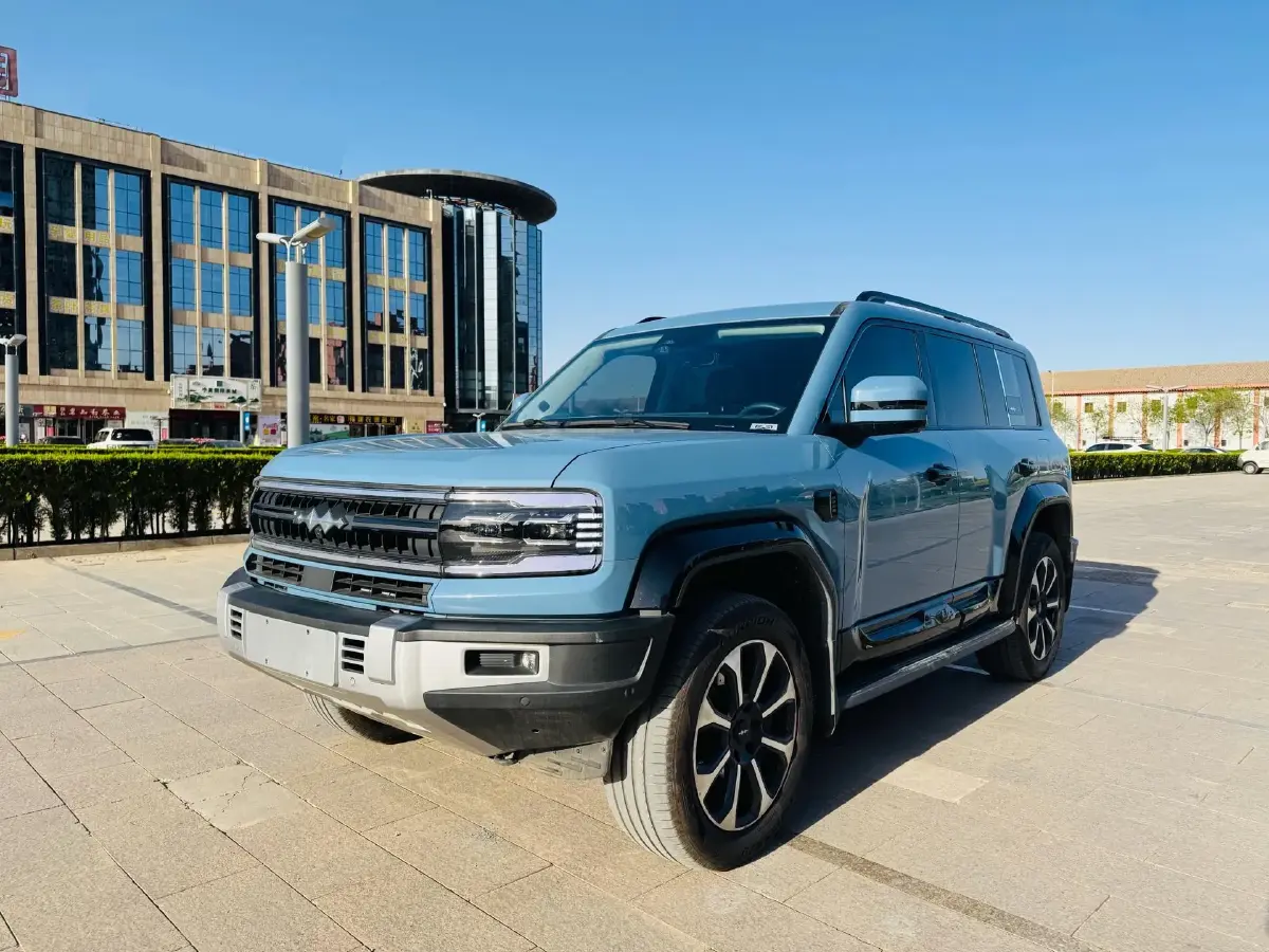 2023 FangChengBao Bao 5 1.5T 194HP L4 E-CVT PHEV 31.8KWH