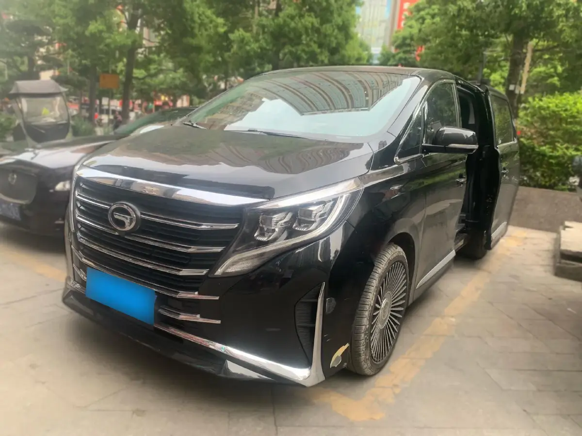 2021 GAC Trumpchi M8 2.0T 252HP L4 8AT