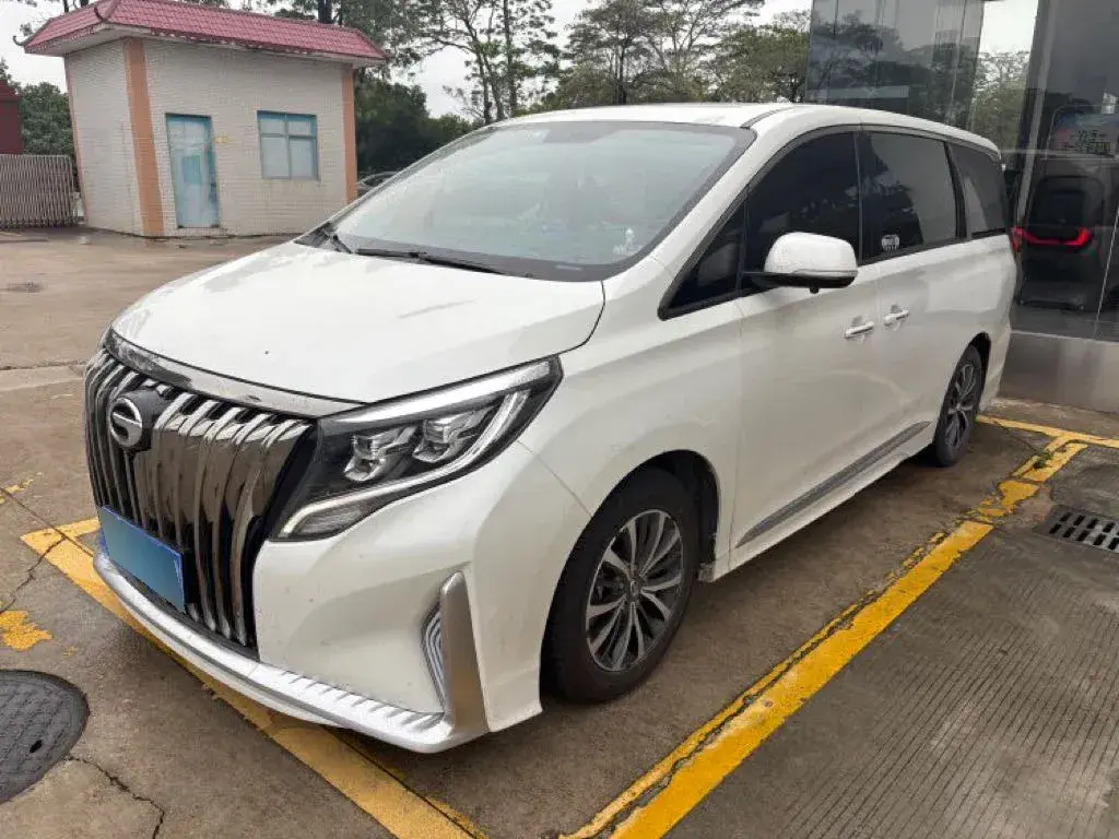 2021 GAC Trumpchi M8 2.0T 252HP L4 8AT