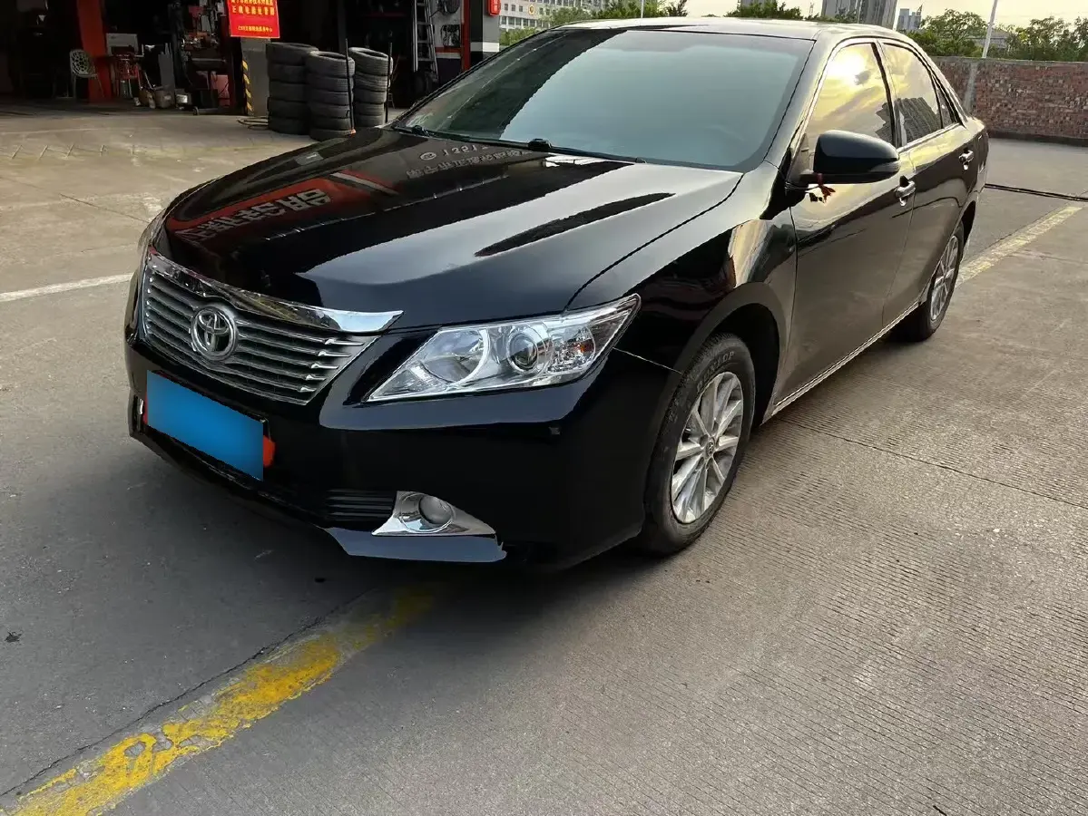 2012 Toyota Camry 2.5L 184HP L4 6AT