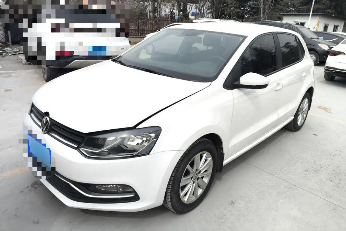 2014 Volkswagen Polo 1.6L 110HP L4 6AT