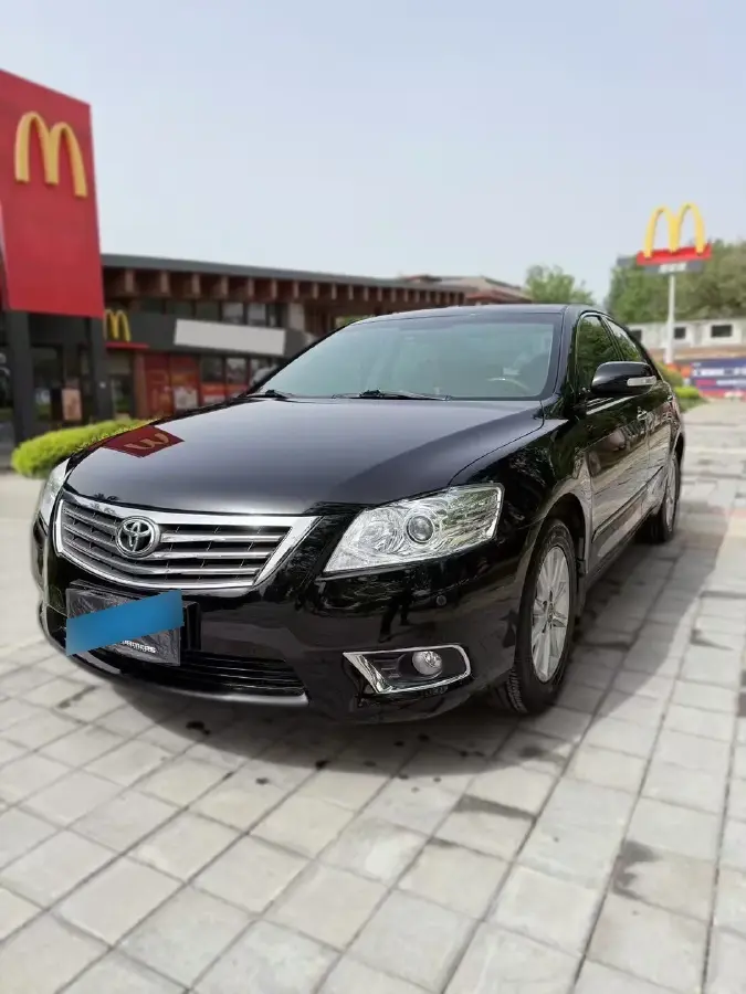 2011 Toyota Camry 2.0L 147HP L4 4AT