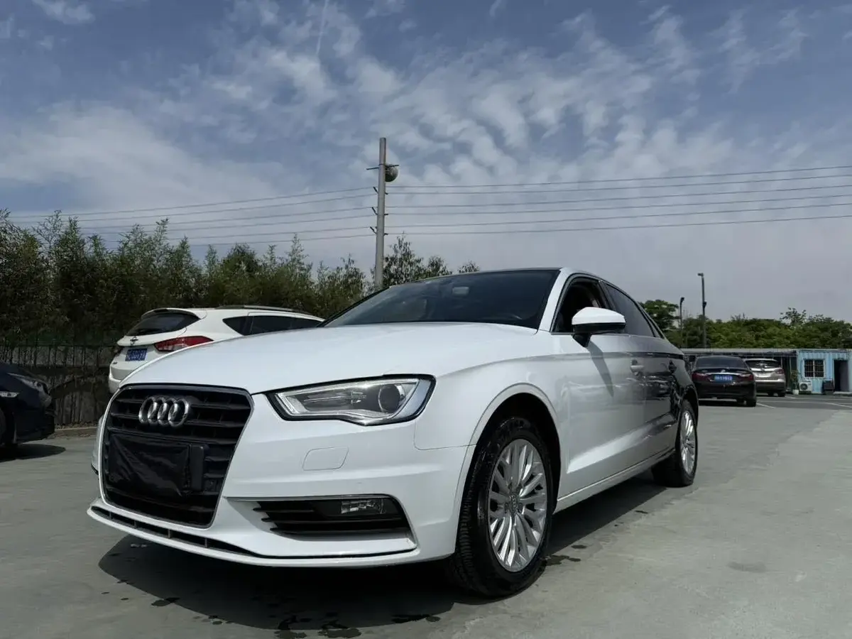 2015 Audi A3 1.4T 150HP L4 7DCT