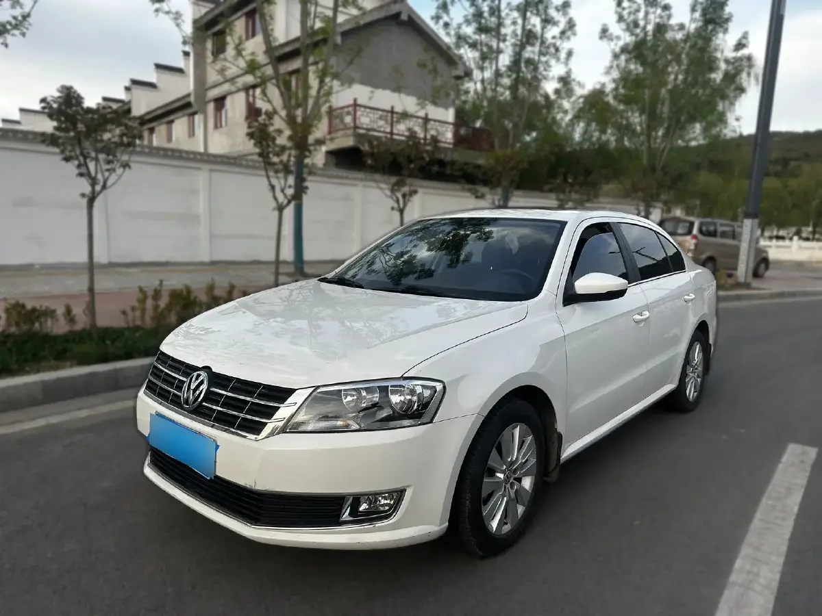 2013 Volkswagen Lavida 1.4T 131HP L4 7DCT
