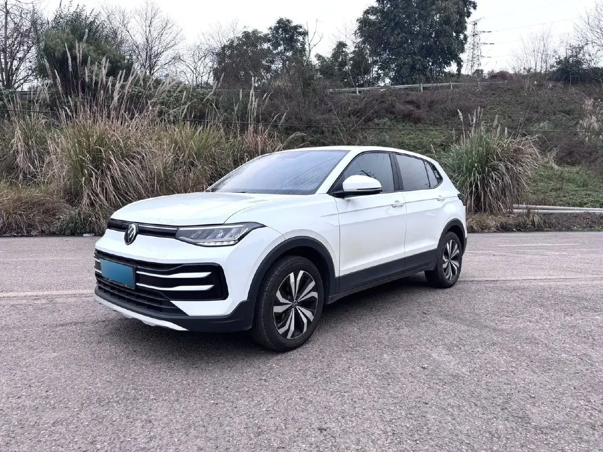 2025 Volkswagen Tharu 1.5L 110HP L4 6AT