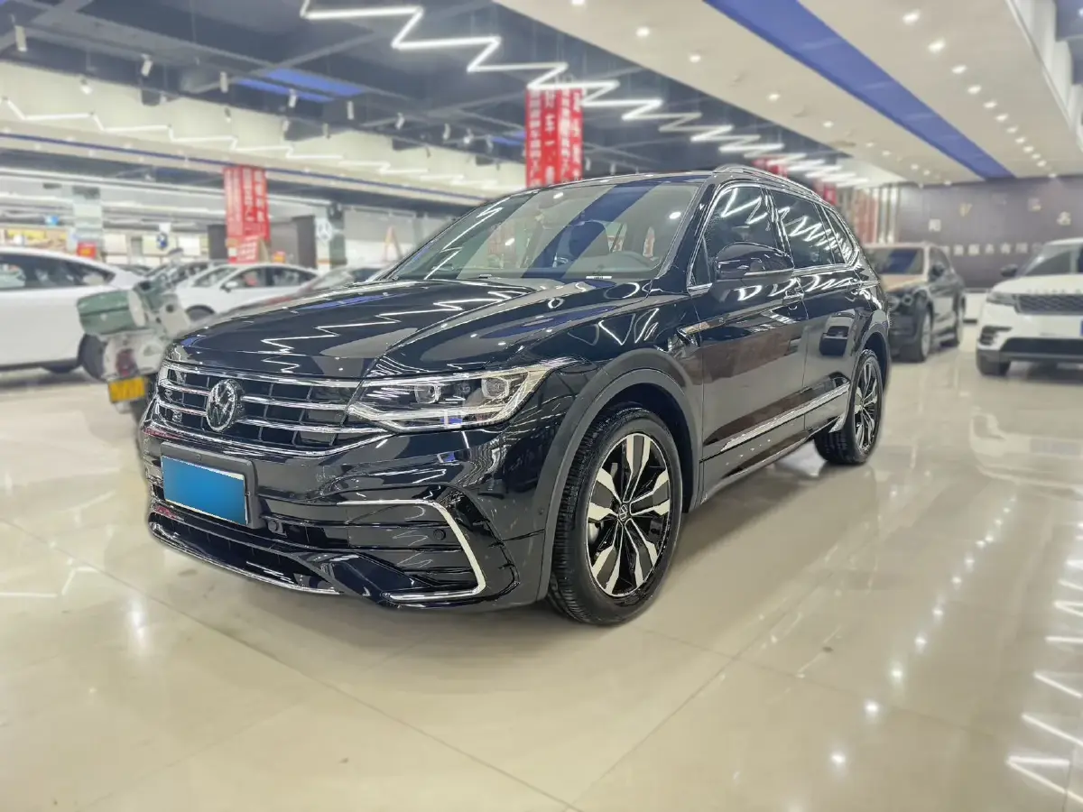 2024 Volkswagen Tiguan L 2.0T 186HP L4 7DCT