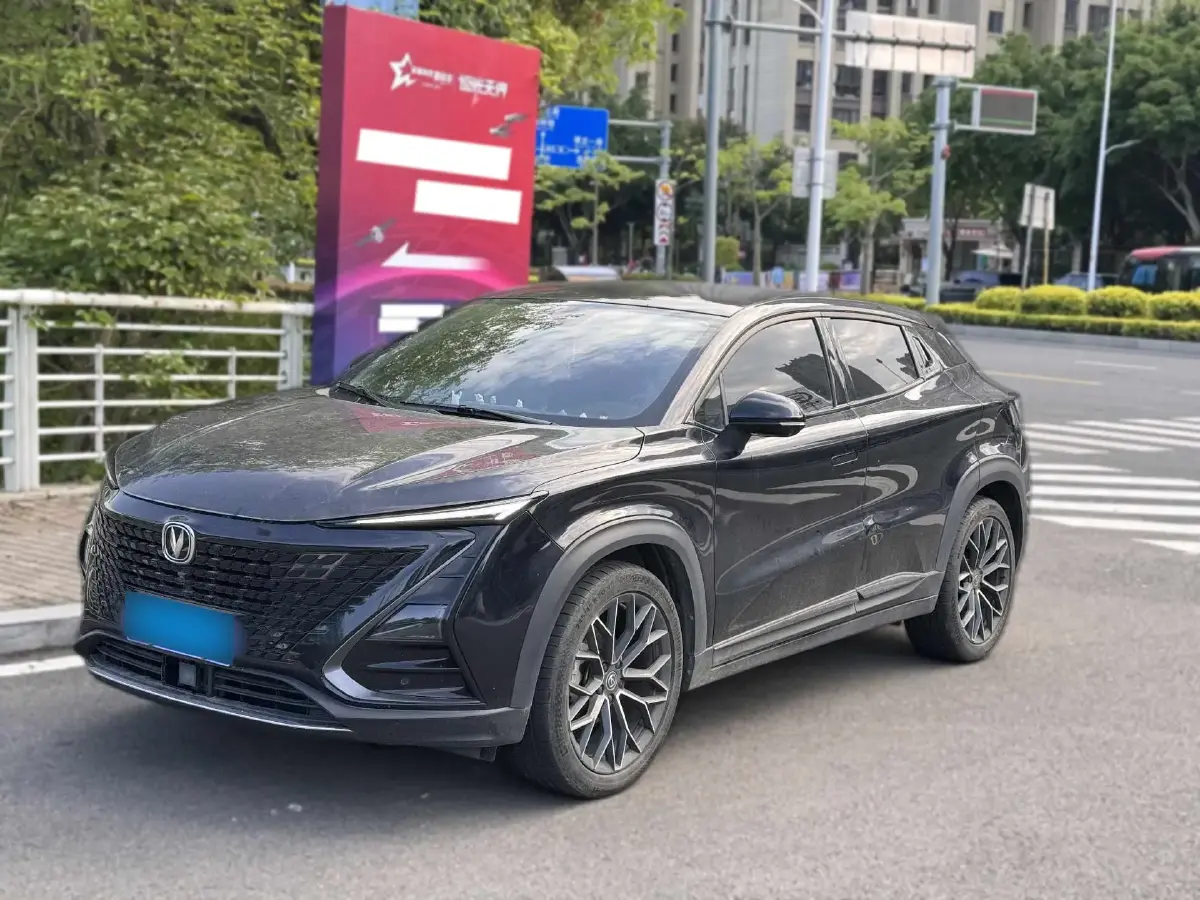2022 ChangAn UNI-T 1.5T 188HP L4 7DCT