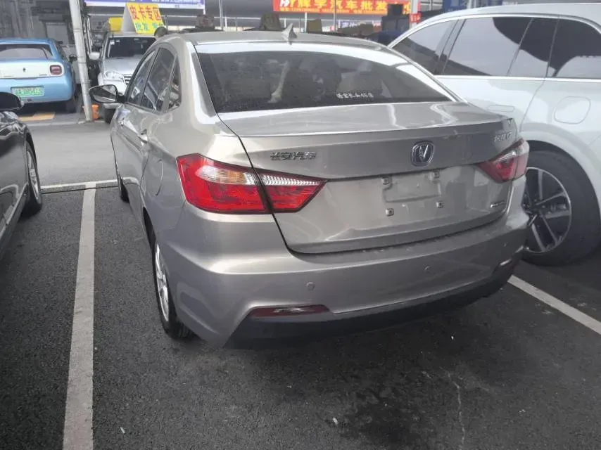 2015 ChangAn Alsvin V7 1.6L 124HP L4 5MT,autocango,china used car exporter,china ev exporter,chinese used car exporter,chinese used ev exporter