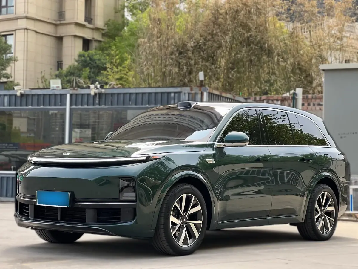 2023 Li L8 Range Extended 154HP REEV 40.9KWH