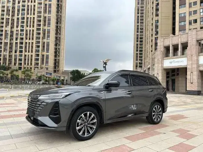 2024 ChangAn CS75 Plus 1.5T 188HP L4 8AT