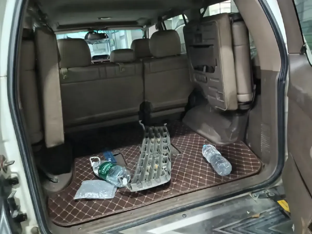 2003 Leopaard Black King Kong 3.0L 181HP V6 5MT,autocango,china used car exporter,china ev exporter,chinese used car exporter,chinese used ev exporter