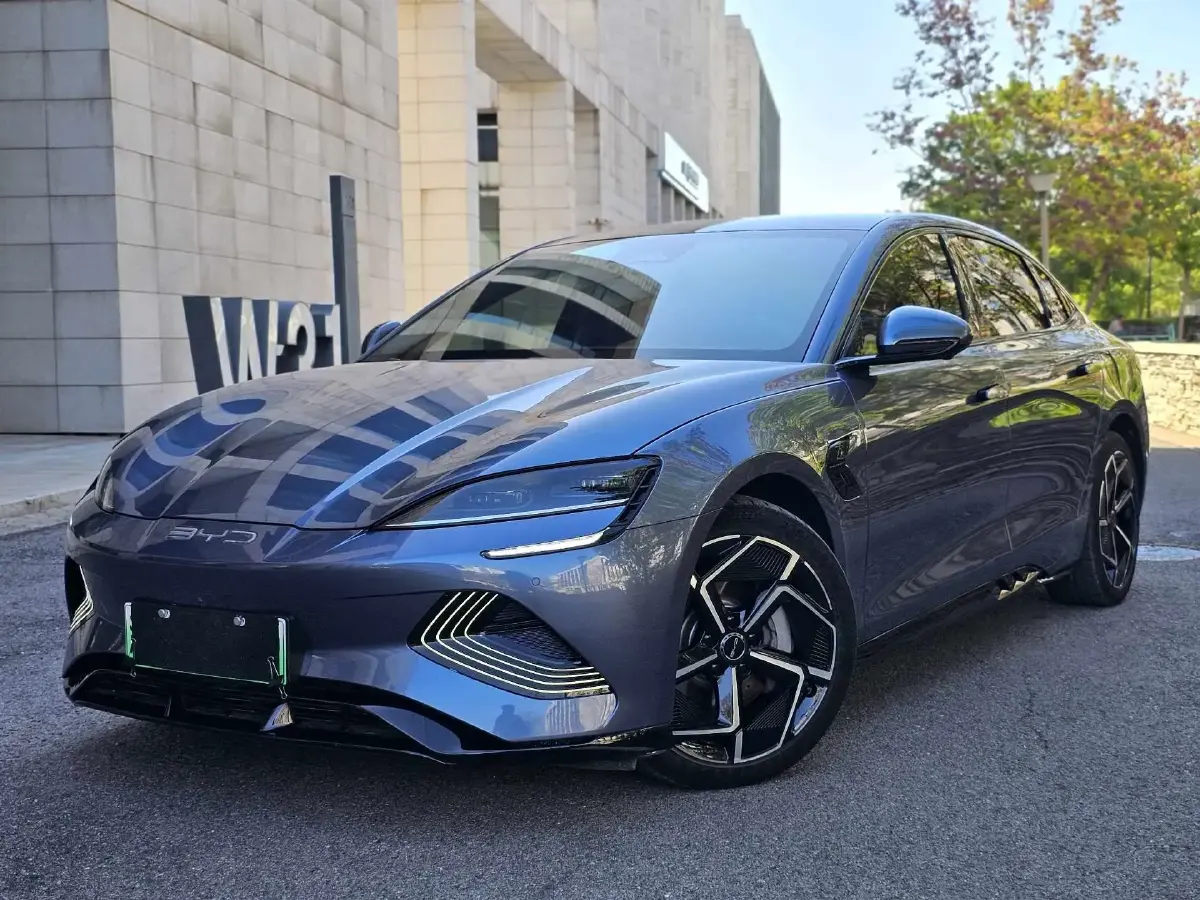 2023 BYD Seal BEV 82.5KWH