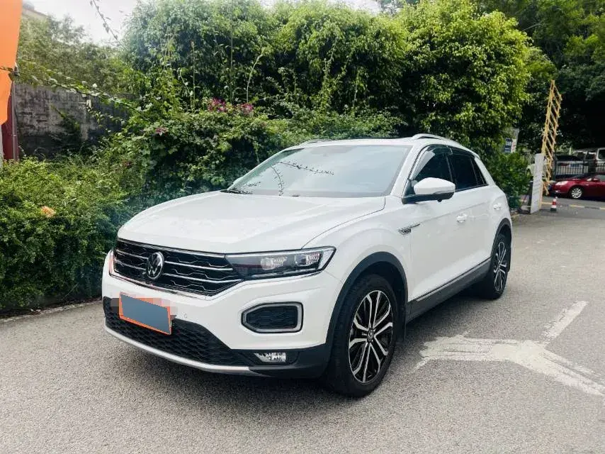 2022 Volkswagen T-Roc 1.4T 150HP L4 7DCT
