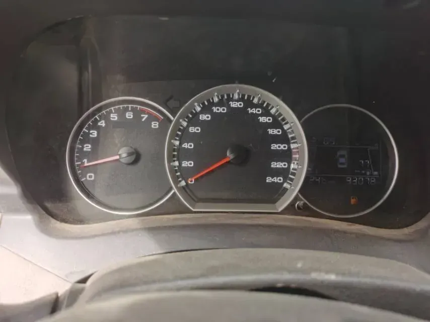 2014 LiFan 720 1.5L 109HP L4 5MT,autocango,china used car exporter,china ev exporter,chinese used car exporter,chinese used ev exporter