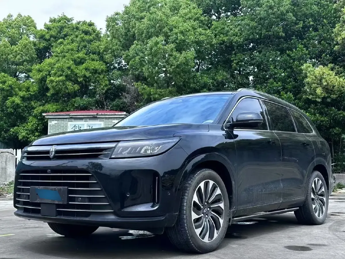 2023 HIMA AITO M5 1.5T 152HP L4 REEV 40KWH