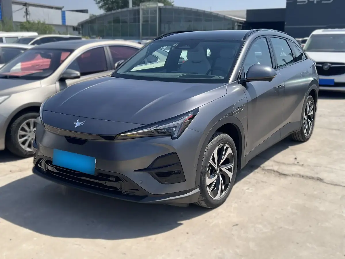 2024 ARCFOX αT5 BEV 65KWH