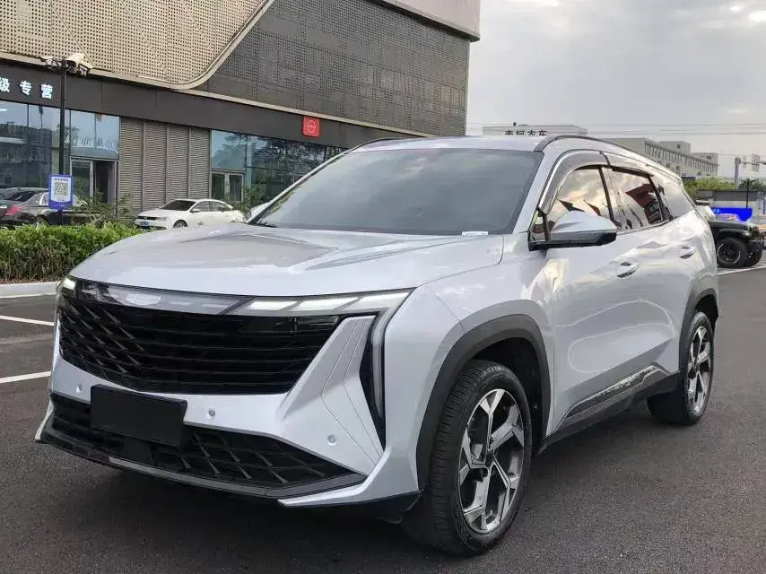 2023 Geely StarRay 1.5T 181HP L4 7DCT