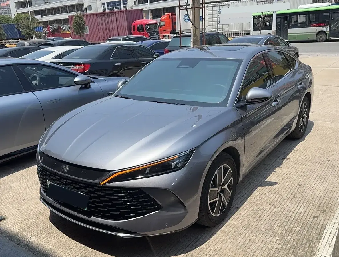 2024 BYD QinL 1.5L 101HP L4 E-CVT PHEV 15.87KWH