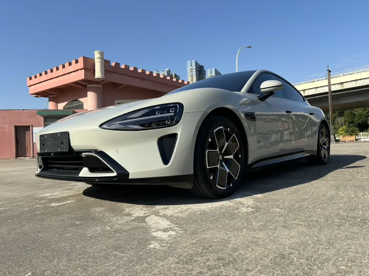 2024 MI SU7 BEV 73.6KWH