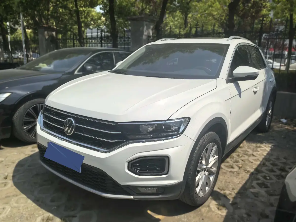 2021 Volkswagen T-Roc 1.4T 150HP L4 7DCT