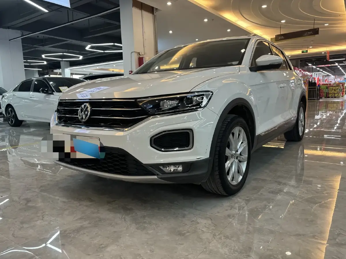 2019 Volkswagen T-Roc 1.4T 150HP L4 7DCT