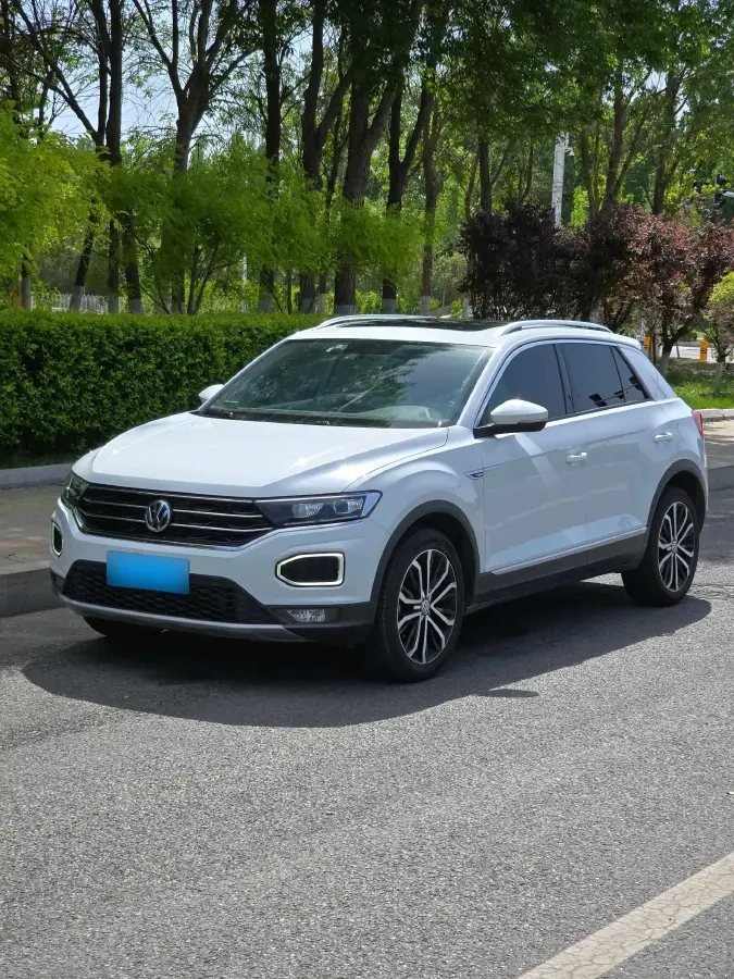 2019 Volkswagen T-Roc 1.4T 150HP L4 7DCT