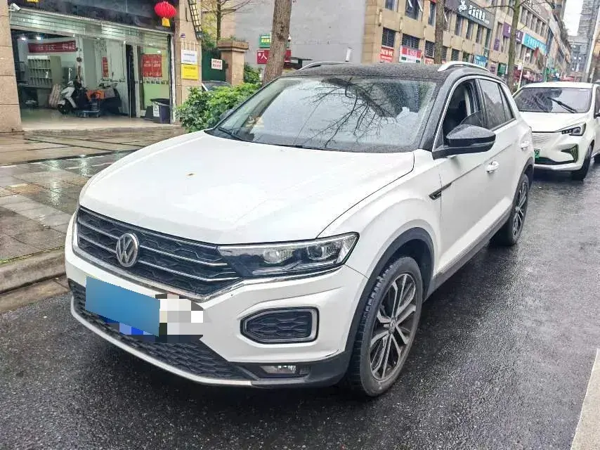 2019 Volkswagen T-Roc 1.4T 150HP L4 7DCT