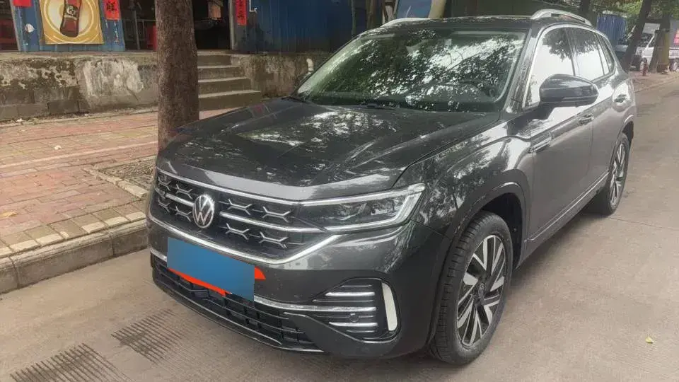 2023 Volkswagen Tayron 2.0T 186HP L4 7DCT