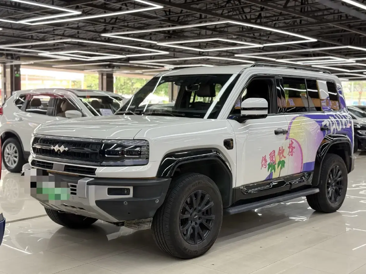 2023 FangChengBao Bao 5 1.5T 194HP L4 E-CVT PHEV 31.8KWH