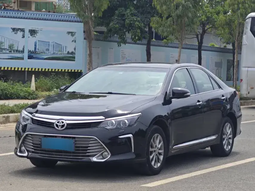 2016 Toyota Camry 2.0L 167HP L4 6AT