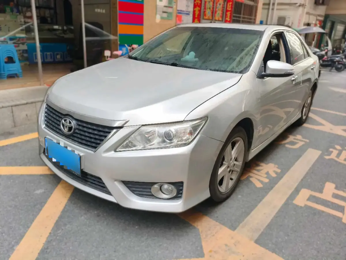 2012 Toyota Camry 2.0L 150HP L4 4AT