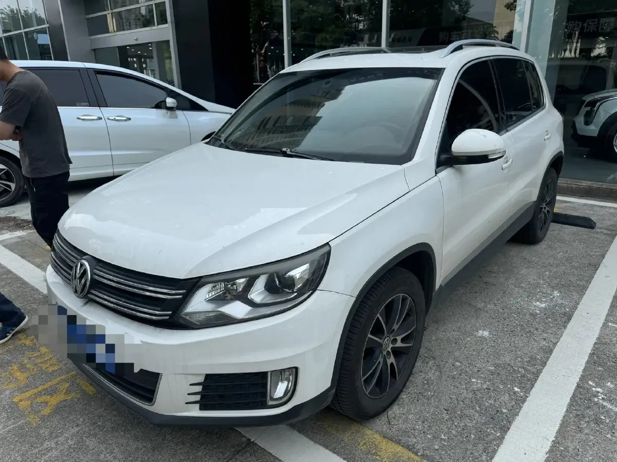 2013 Volkswagen Tiguan 1.8T 160HP L4 6AT