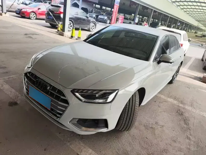2020 Audi A4L 2.0T 190HP L4 7DCT