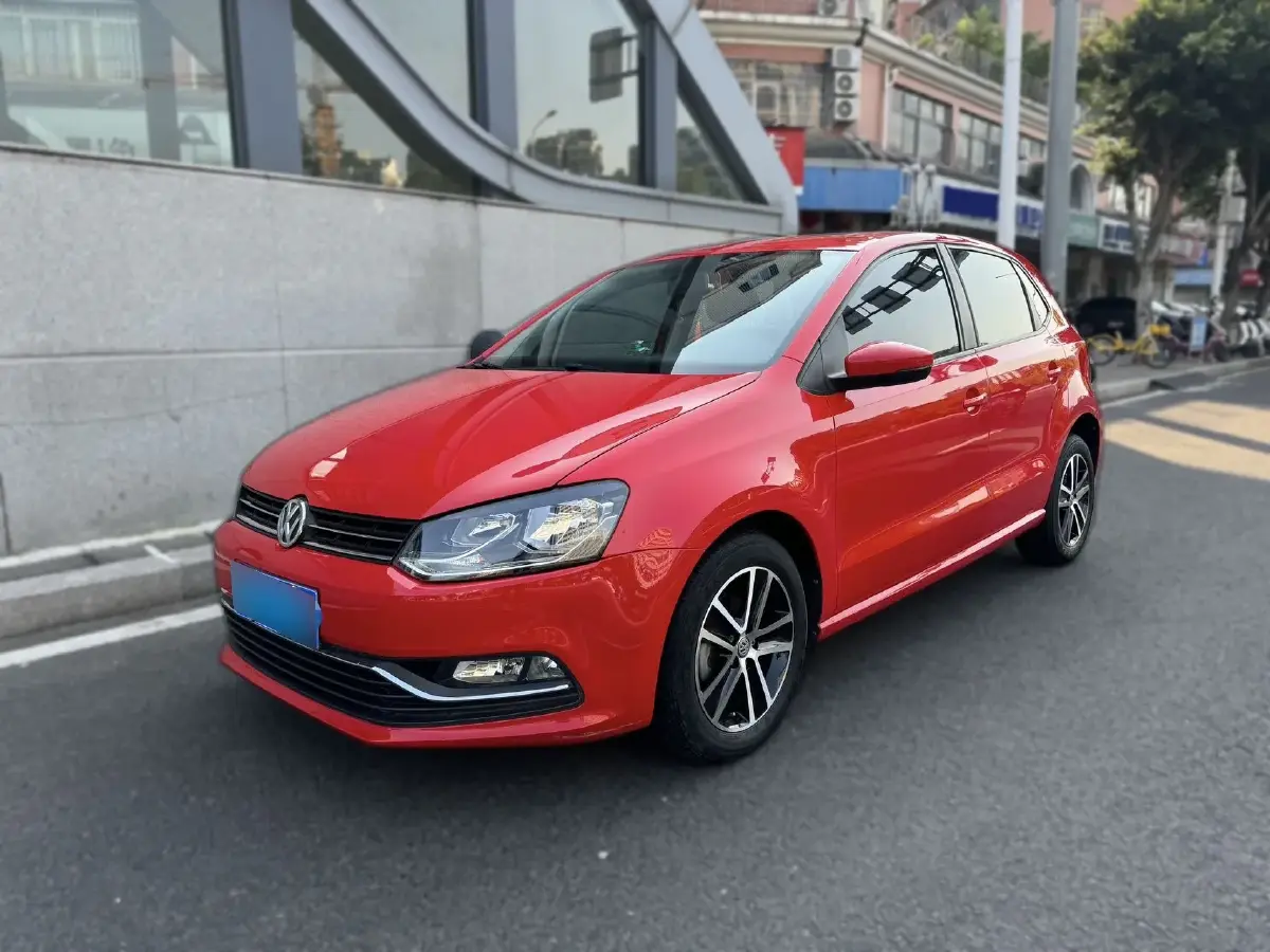 2018 Volkswagen Polo 1.5L 110HP L4 6AT