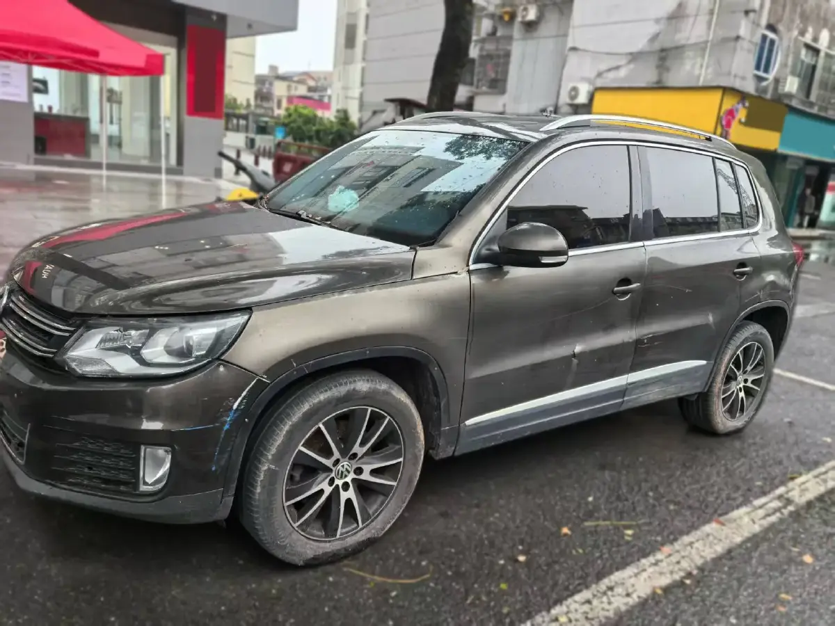 2015 Volkswagen Tiguan 1.8T 160HP L4 6AT