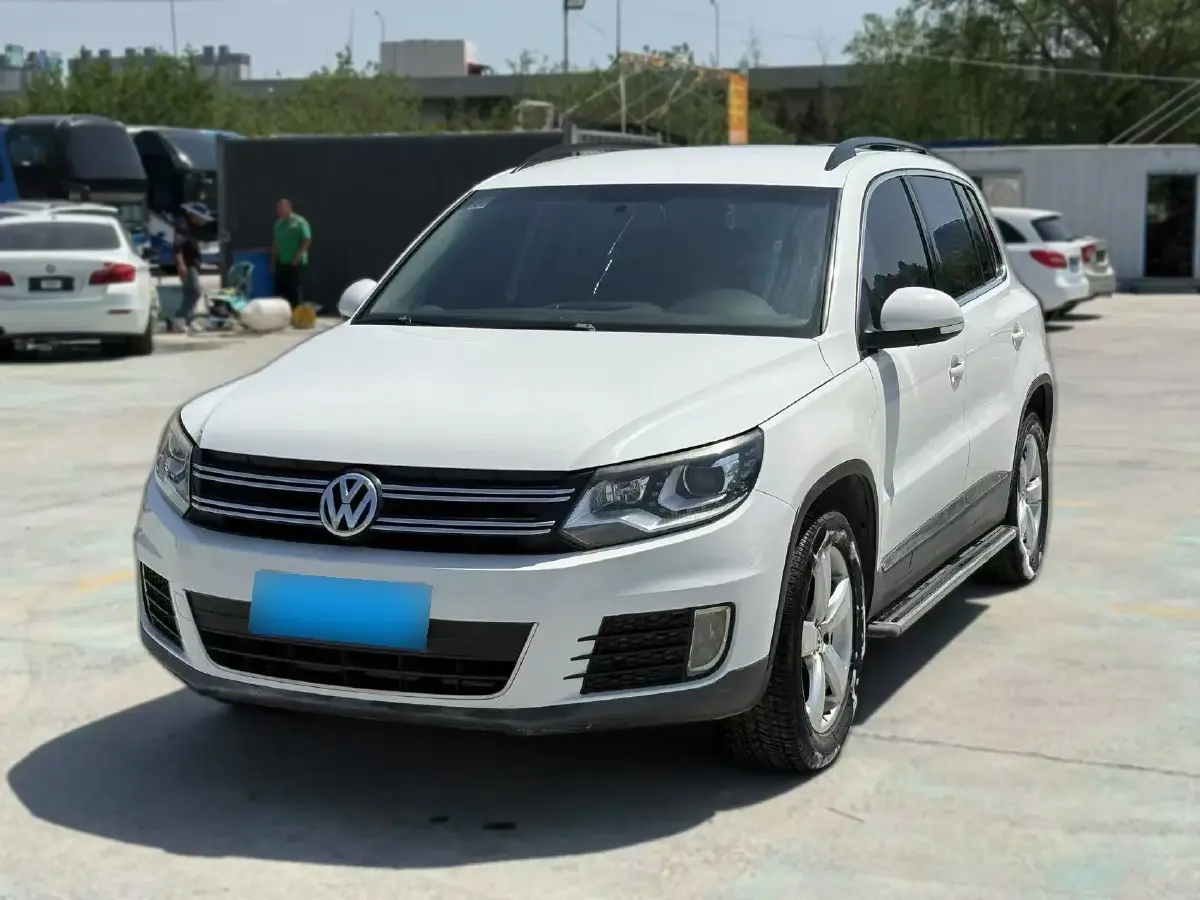 2013 Volkswagen Tiguan 1.8T 160HP L4 6MT
