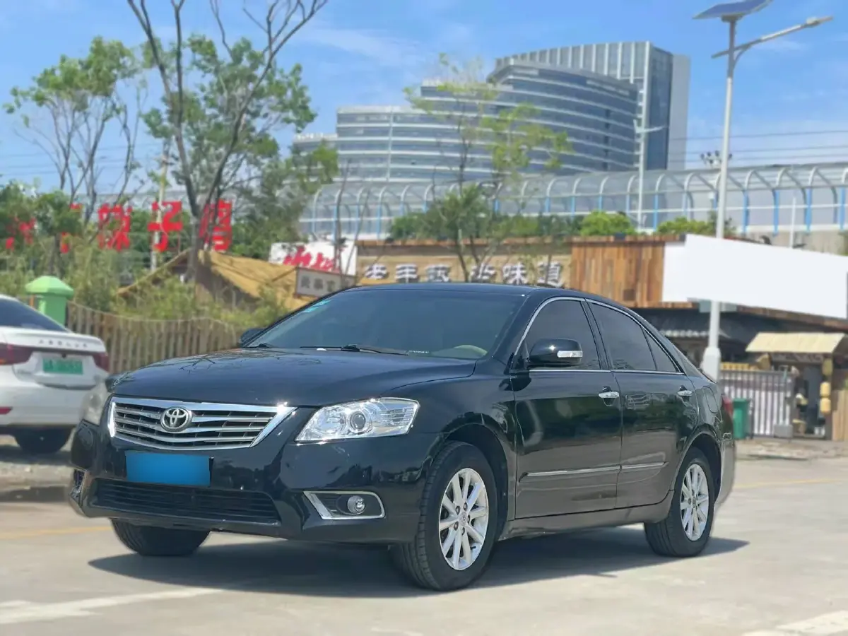 2009 Toyota Camry 2.0L 147HP L4 4AT