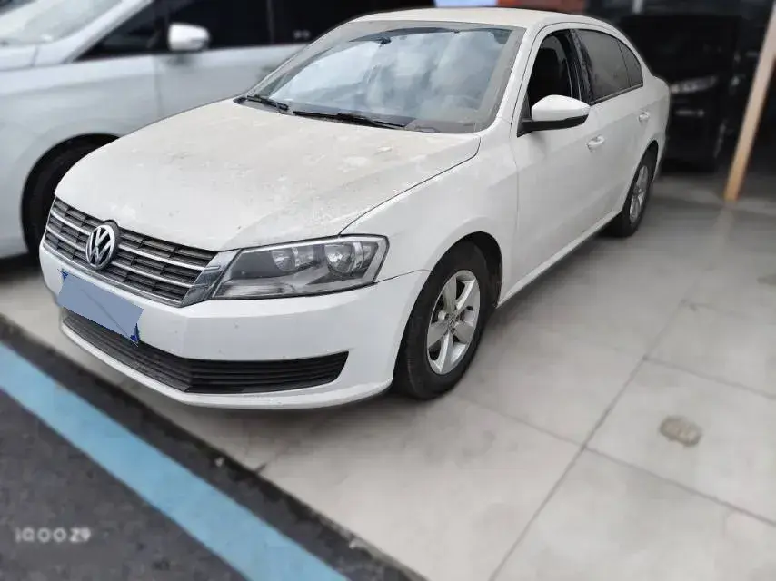 2013 Volkswagen Lavida 1.6L 110HP L4 5MT