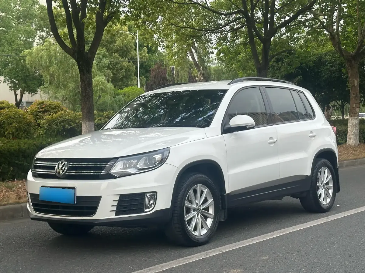 2016 Volkswagen Tiguan 1.8T 160HP L4 6MT