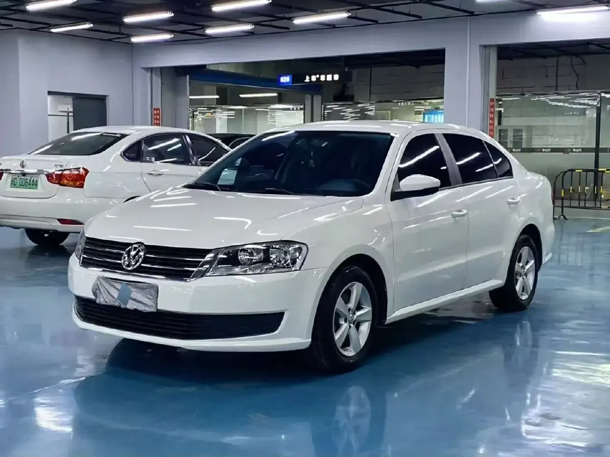 2013 Volkswagen Lavida 1.6L 110HP L4 5MT