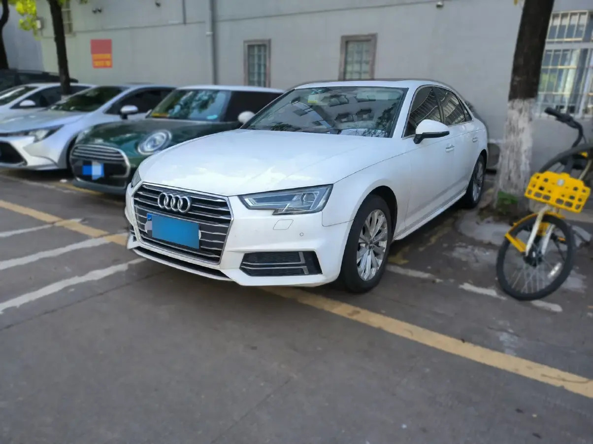 2019 Audi A4L 2.0T 190HP L4 7DCT