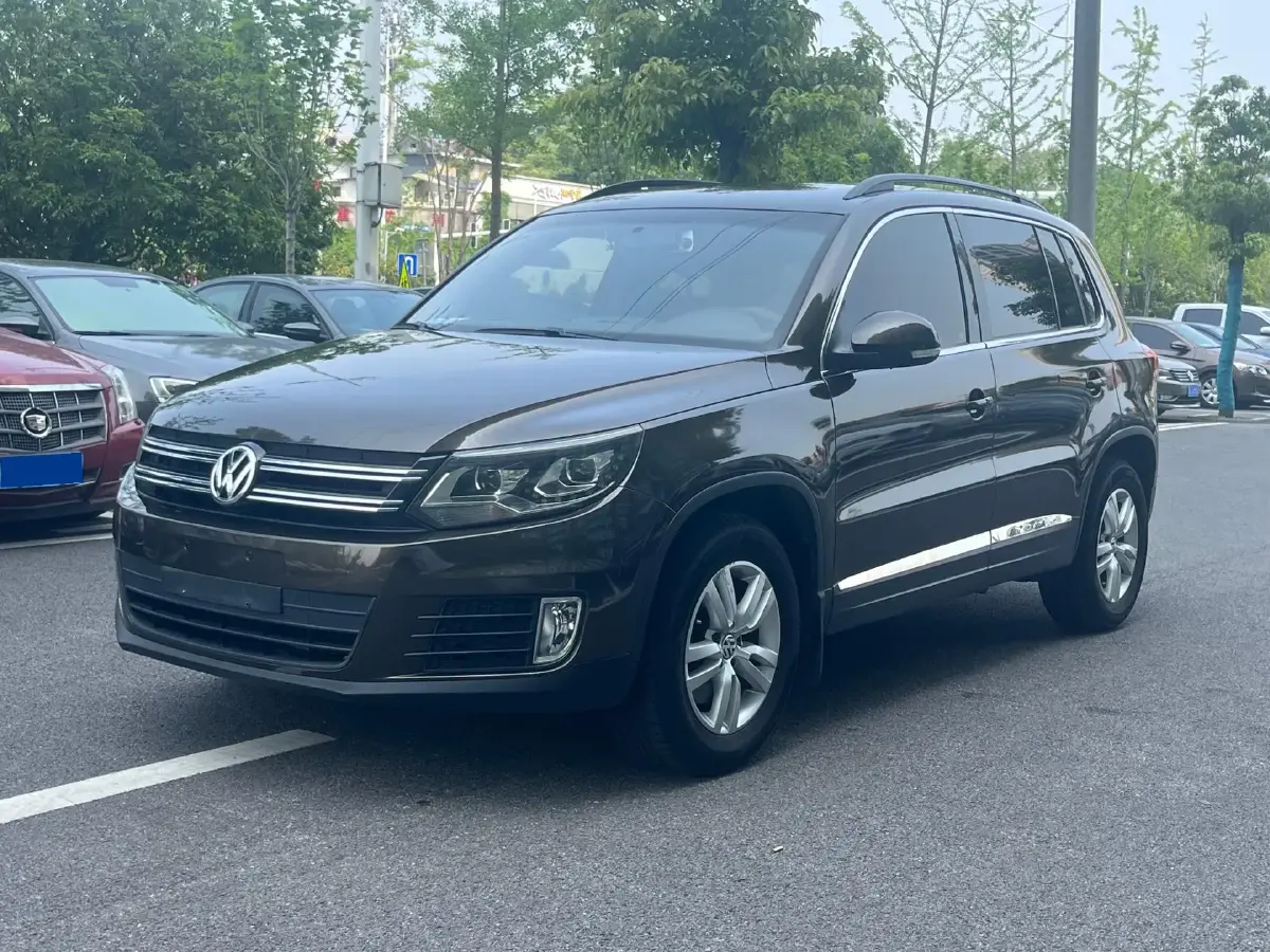 2013 Volkswagen Tiguan 1.8T 160HP L4 6MT